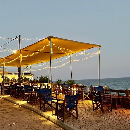 Argo Hotel Aegina Buitenkant foto